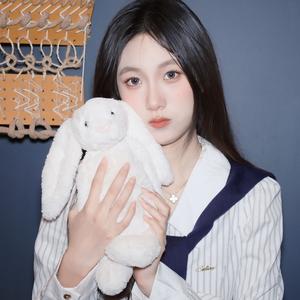 卓飞茜